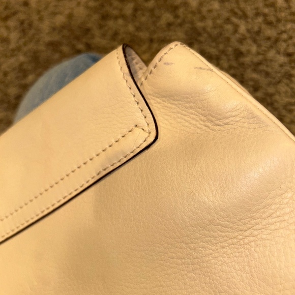 Vintage Gucci Cream Leather Top Handle Shoulder Bag | 90s–Early 2000s - Picture 8 of 16